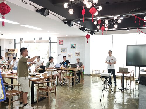 %E4%BA%92%E5%8A%A8%E8%AE%A8%E8%AE%BA