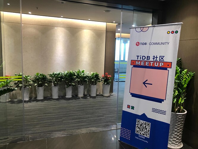 img_v2_c0c9e428-04a9-4d49-b60d-5ea22a543f2g