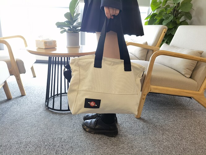 220d2c95ea295327bcb672f6cf36760