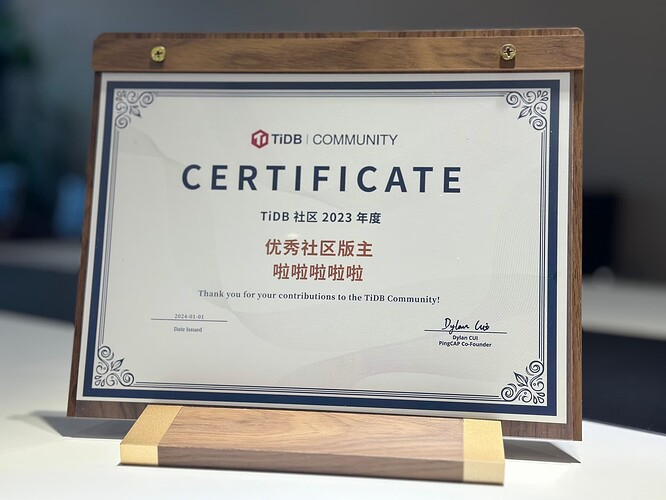 ccfe2995e1149bf4b39b8eb32201f32