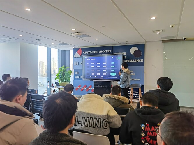 762d4a7d3bcf07d032e458496dc1b5d7_