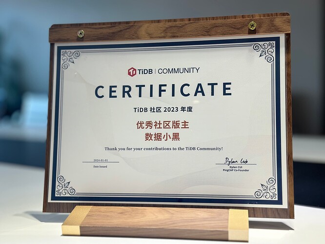 a52dbfd81e2f8b17c6d33c8f9a13584